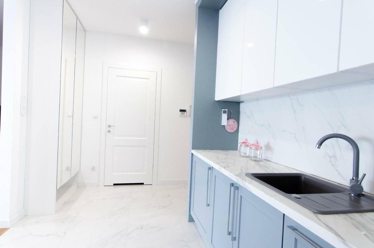 Apartament Sailor Z Widokiem Na Morze - Nadmorski Luksus Устроне-Морське Екстер'єр фото